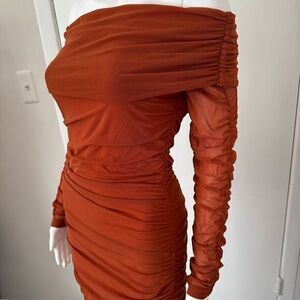 Pretty‎ Garden Off-Shoulder Ruched Bodycon Orange Dress Long Sleeve Size S